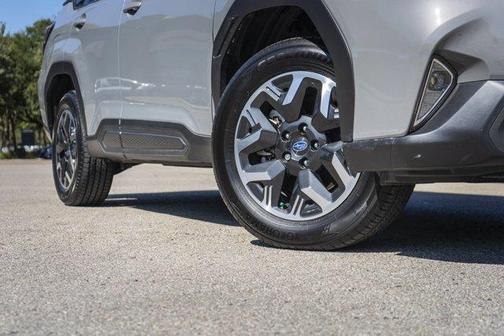 Riverrock Green 2025 Subaru Forester Premium