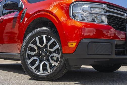 Chili Pepper Red 2024 Ford Maverick Lariat