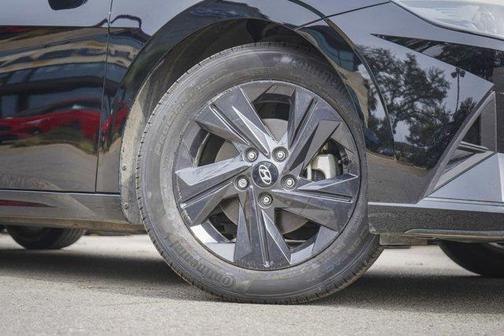 2021 Hyundai ELANTRA HEV Blue