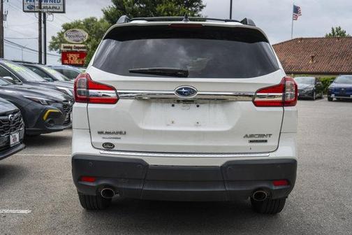 Crystal White Pearl 2021 Subaru Ascent Touring 7-Passenger