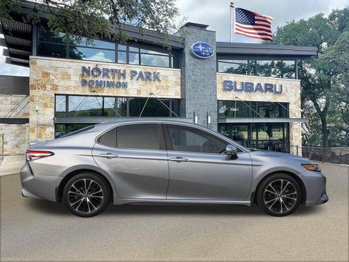 Celestial Silver Metallic 2020 Toyota Camry SE