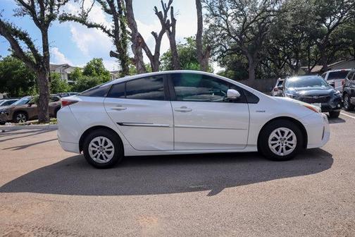 2016 Toyota Prius Two