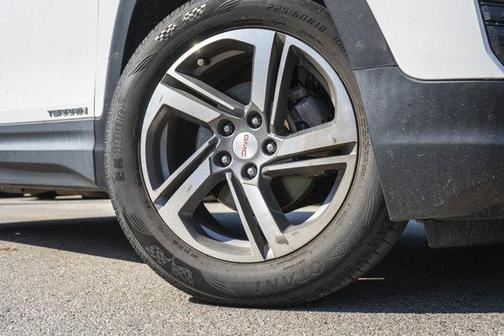 Summit White 2019 GMC Terrain SLT