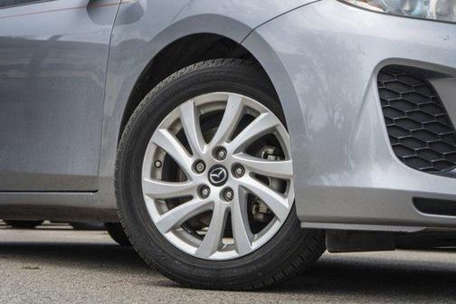 Liquid Silver Metallic 2013 Mazda Mazda3 i Touring