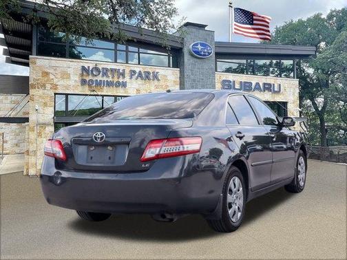 2010 Toyota Camry LE