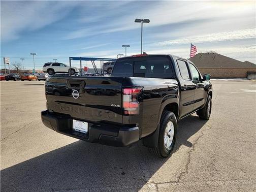 Super Black 2026 Nissan Frontier S