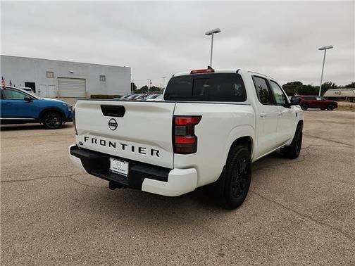 Glacier White 2026 Nissan Frontier SV
