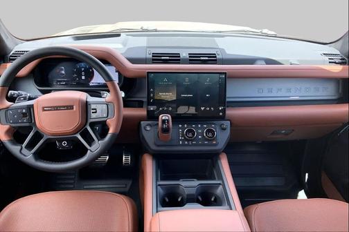 COPPER 2026 Land Rover Defender P635 OCTA