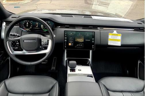 2025 Land Rover Range Rover P550e SE
