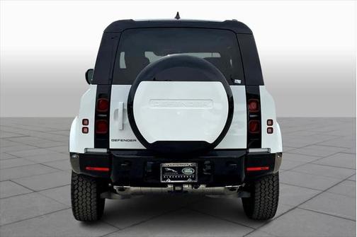 2025 Land Rover Defender 90 P400 X-Dynamic SE