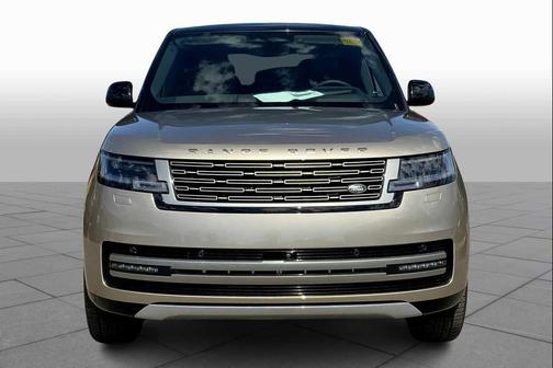 2025 Land Rover Range Rover P550e SE