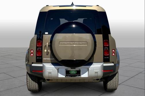 2024 Land Rover Defender 110 P300