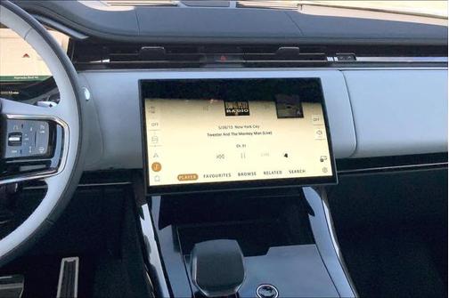 2025 Land Rover Range Rover Sport SE