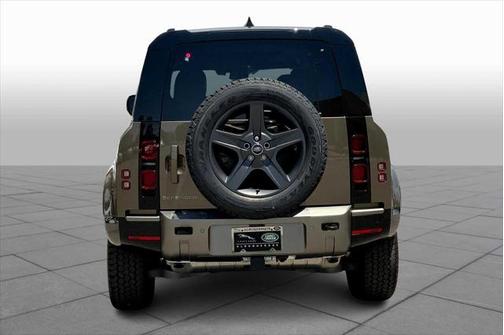 2025 Land Rover Defender 110 P400 X-Dynamic SE