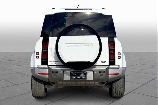 2023 Land Rover Defender 110 S