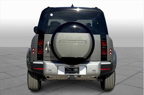 2025 Land Rover Defender 90 P300 S