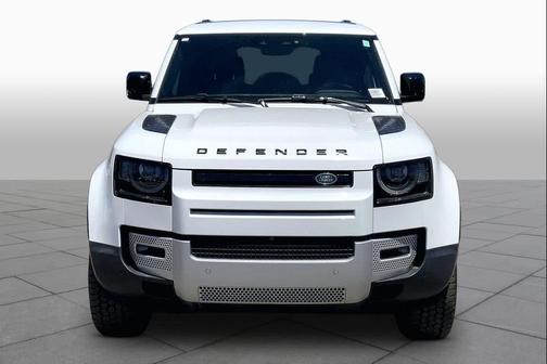 Fuji White 2025 Land Rover Defender 110 P300