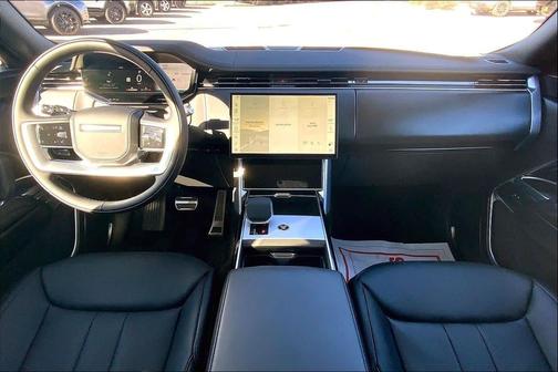 White 2026 Land Rover Range Rover P400 SE 7 Seat