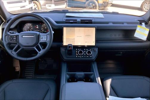 2026 Land Rover Defender P400 X-Dynamic SE
