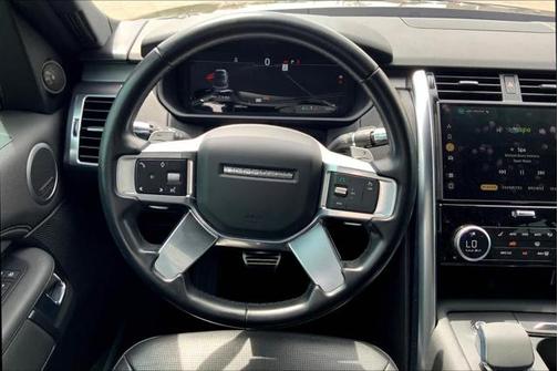 2022 Land Rover Discovery P360 S R-Dynamic