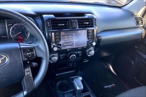 2024 Toyota 4Runner TRD Off Road