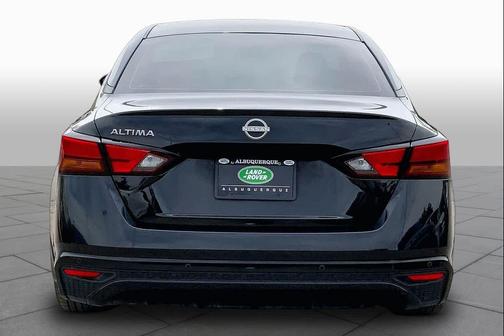 Super Black 2023 Nissan Altima S FWD