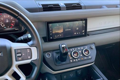 2021 Land Rover Defender 110 SE