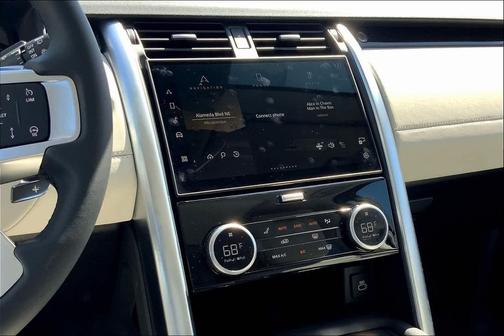 2025 Land Rover Discovery P300 S