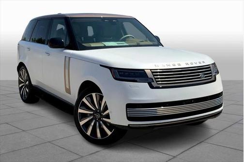 2025 Land Rover Range Rover P615 SV