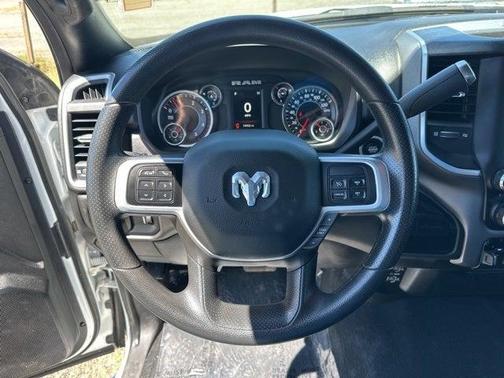 2022 RAM 2500 Big Horn Crew Cab 4x4 64' Box