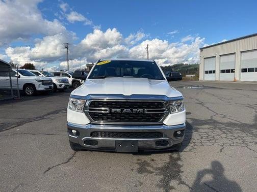 2023 RAM 1500 Big Horn Crew Cab 4x4 64' Box