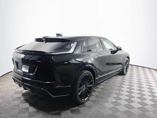 2026 Cadillac LYRIQ V