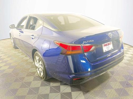 2021 Nissan Altima 2.5 S