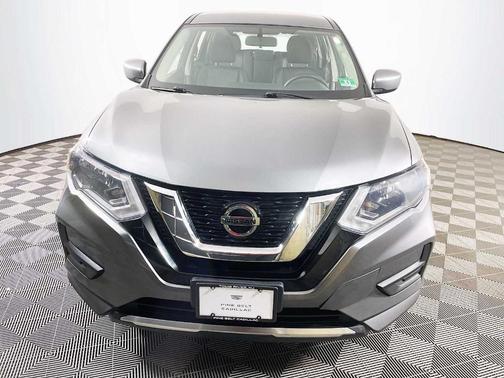 Gun Metallic 2018 Nissan Rogue S