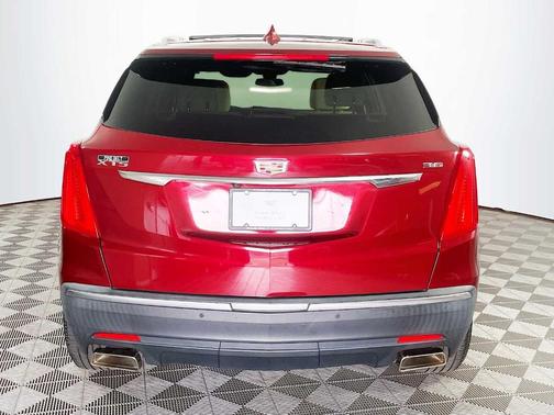 Red Passion Tintcoat 2018 Cadillac XT5 Luxury