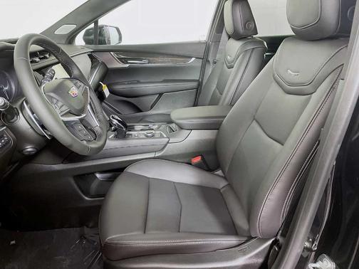 2026 Cadillac XT5 Sport