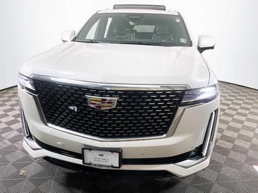 Crystal White Tri-Coat 2024 Cadillac Escalade ESV Premium Luxury