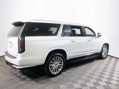 Crystal White Tri-Coat 2024 Cadillac Escalade ESV Premium Luxury