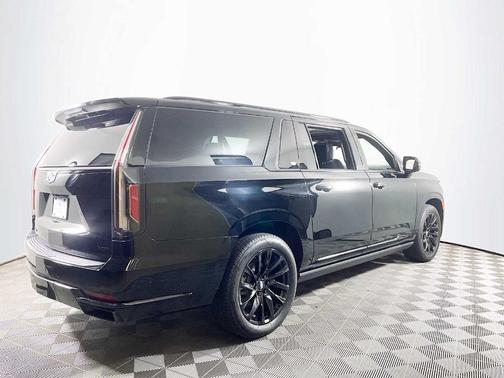 2023 Cadillac Escalade ESV Sport Platinum