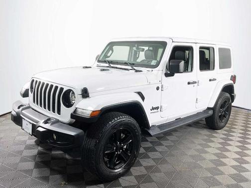 2022 Jeep Wrangler Unlimited Sahara Altitude