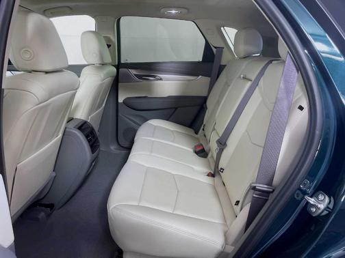 Emerald 2026 Cadillac XT5 Premium Luxury