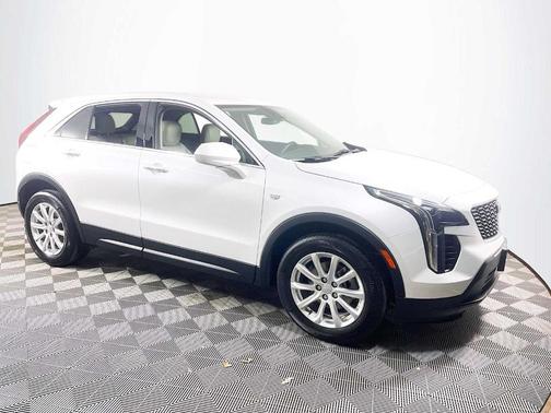 2023 Cadillac XT4 Luxury