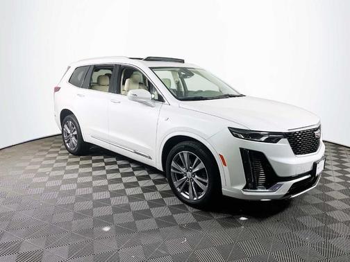 Crystal White Tri-Coat 2023 Cadillac XT6 Premium Luxury AWD