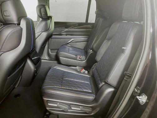 2026 Cadillac Escalade IQL Luxury