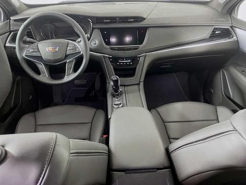 Crystal White Tri-Coat 2025 Cadillac XT5 Premium Luxury