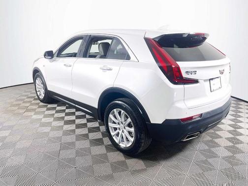 2023 Cadillac XT4 Luxury