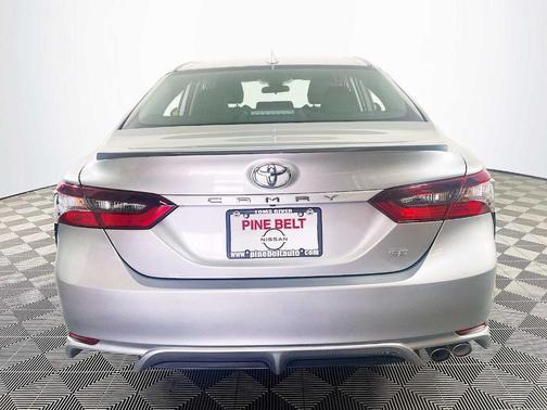 Celestial Silver Metallic 2022 Toyota Camry SE