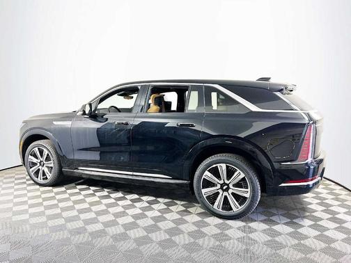 2025 Cadillac Escalade IQ Luxury 2