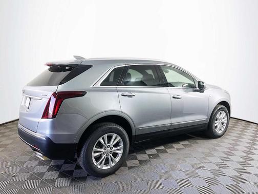 2026 Cadillac XT5 Luxury
