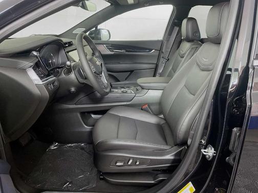 Stellar Black Metallic 2025 Cadillac XT5 Premium Luxury